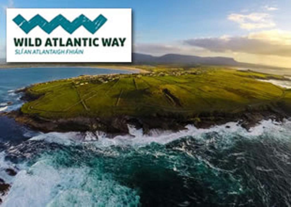 The Benwiskin Centre Ballaghnatrillick Buitenkant foto